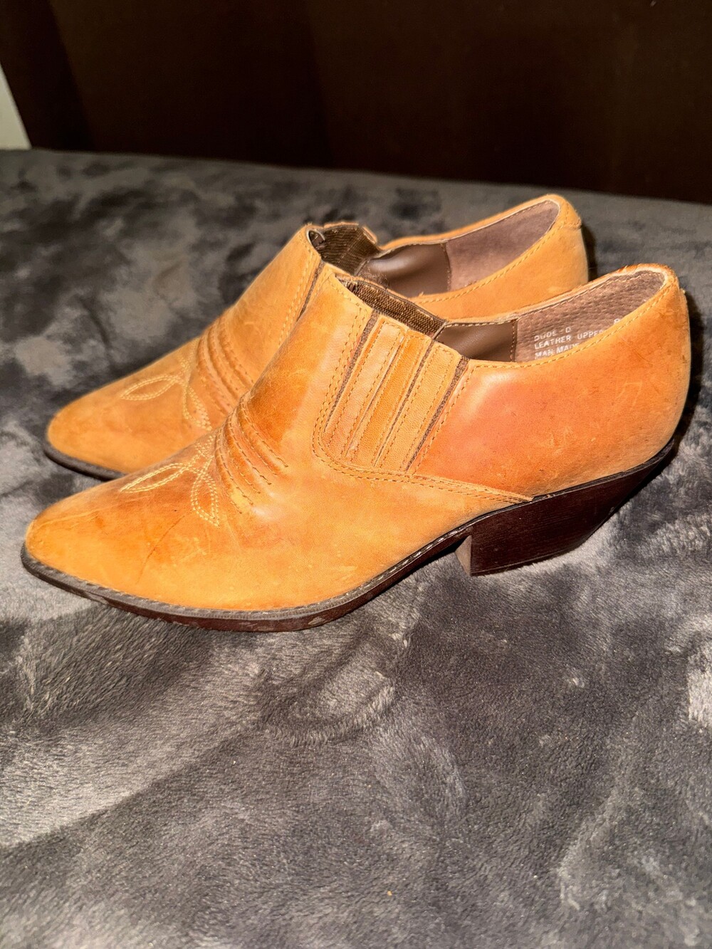 Vintage Tan Leather Ankle Boots Size 8 Western Style Pointed Toe Slip On